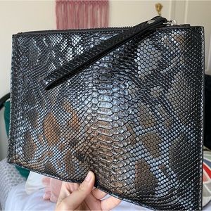 snake skin clutch/bag! 4 for $15!